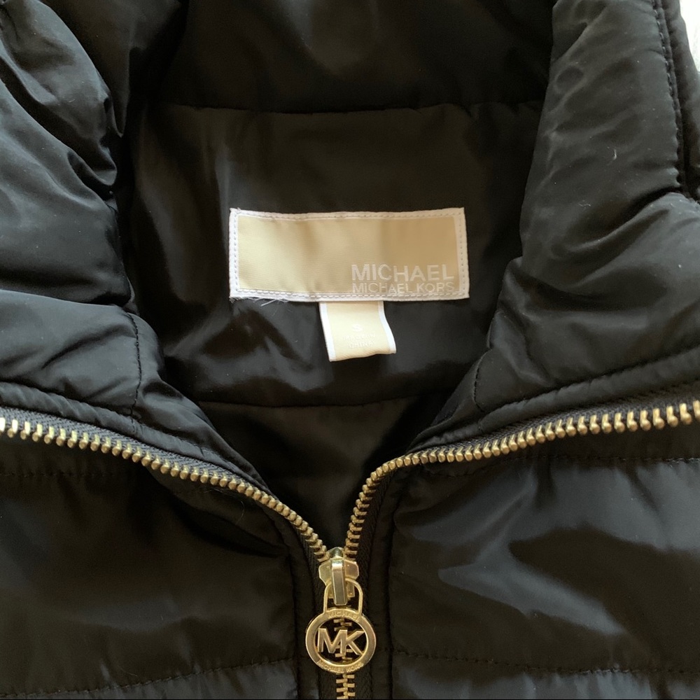 MICHAEL Michael Kors Quilted Vest - Picture 2 of 4